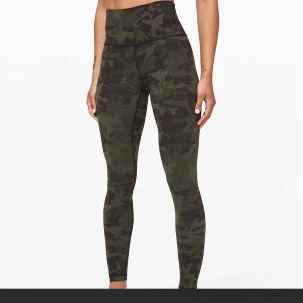 Lululemon Camo High Rise WunderUnder Leggings Size 6 Green Camouflage